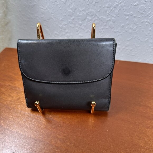 Gucci Vintage Leather Compact Wallet - Picture 2 of 15